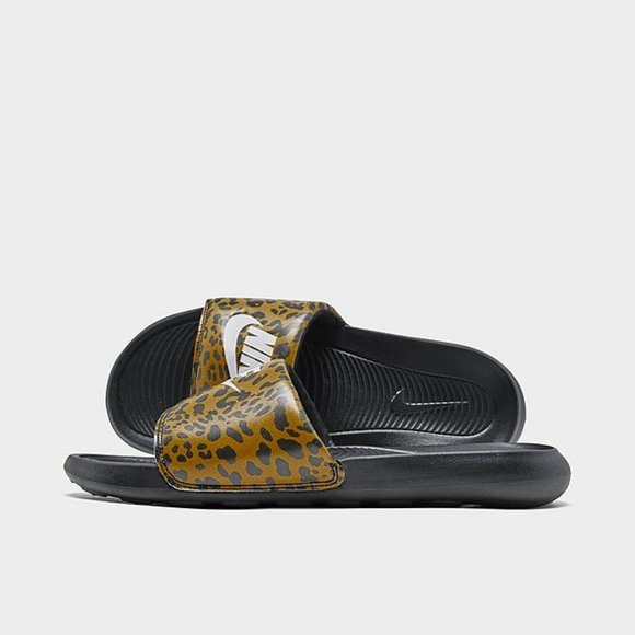 New Nike Women's Slides Sz 8 Sandals Animal Print Large Nike Logo Swoosh Shoes - Picture 4 of 6